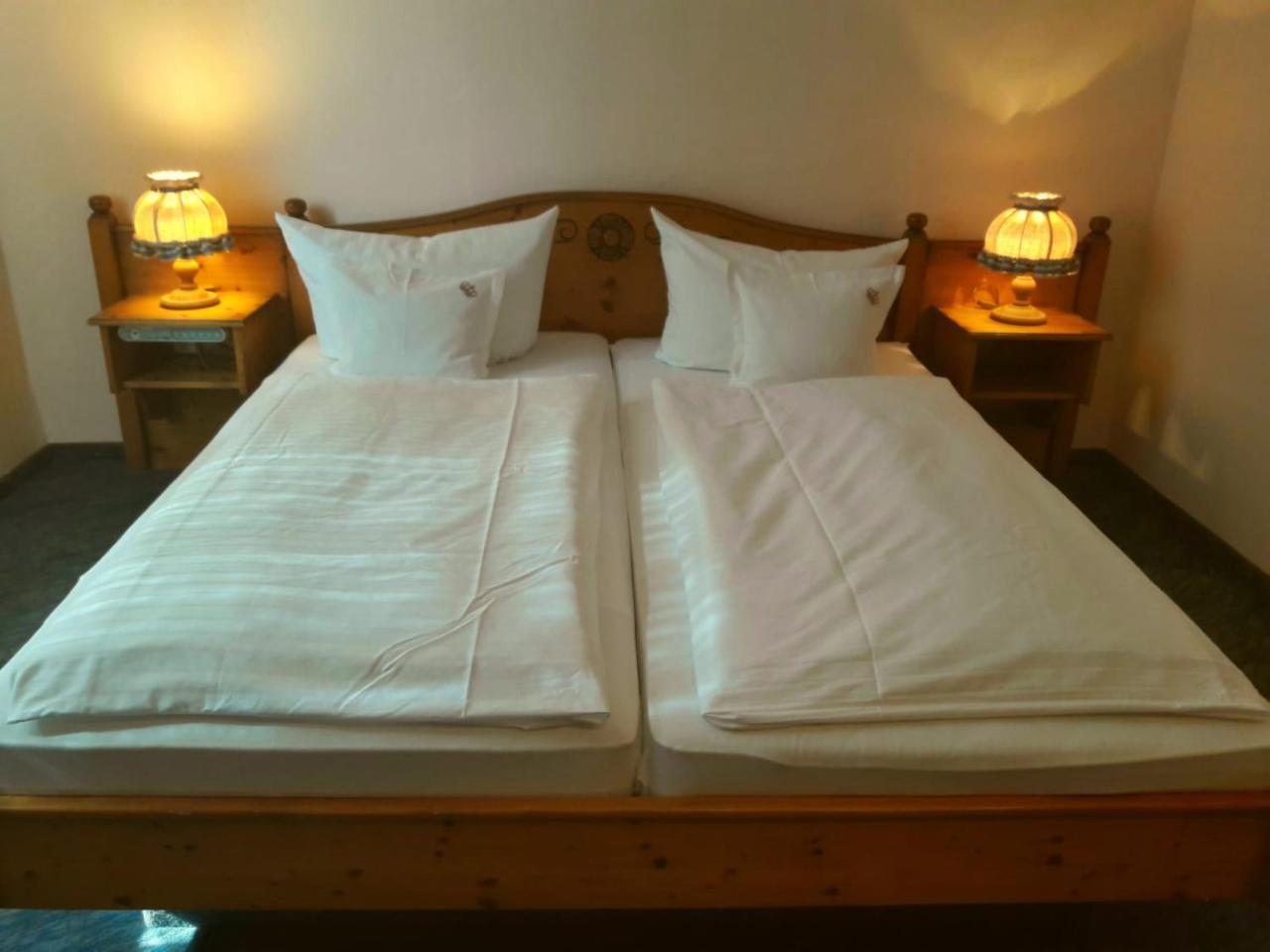Hotel Zur Krone Bad Brückenau Kültér fotó
