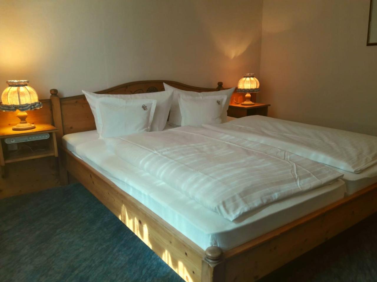 Hotel Zur Krone Bad Brückenau Kültér fotó